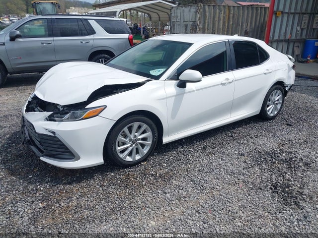 Toyota CAMRY LE 2021 4T1C11AK2MU480231 Image 2