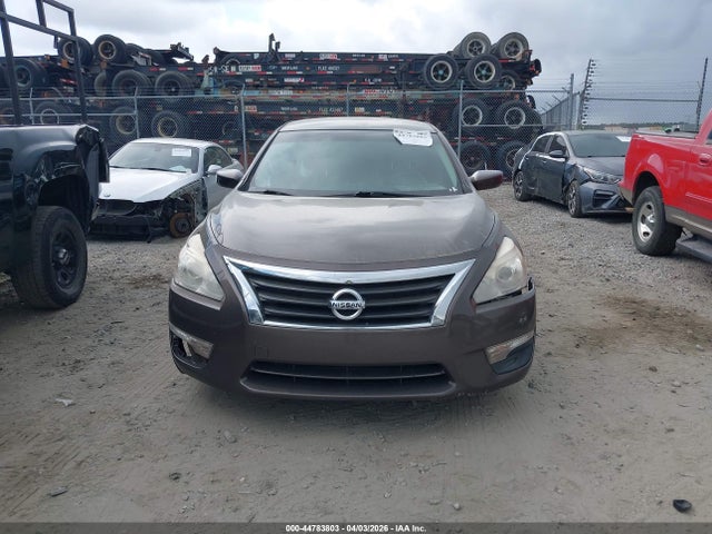 Nissan Altima 2.5 S 2015 1N4AL3AP7FC299458 Image 13