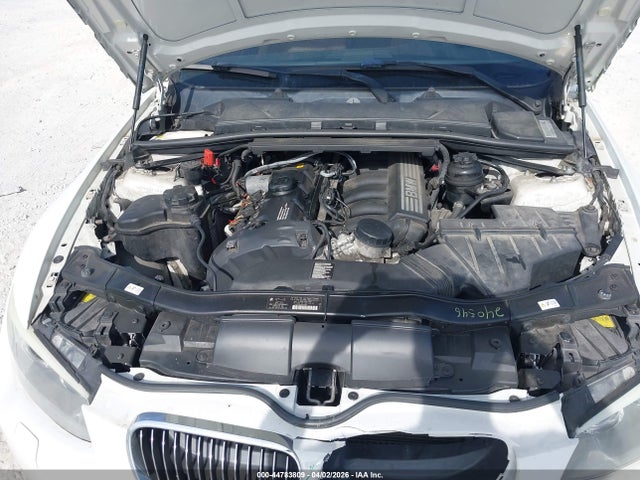 2011 Bmw 328i მანქანა იყიდება აუქციონზე, vin: WBADW3C58BE540787, აუქციონის ნომერი: 44783809