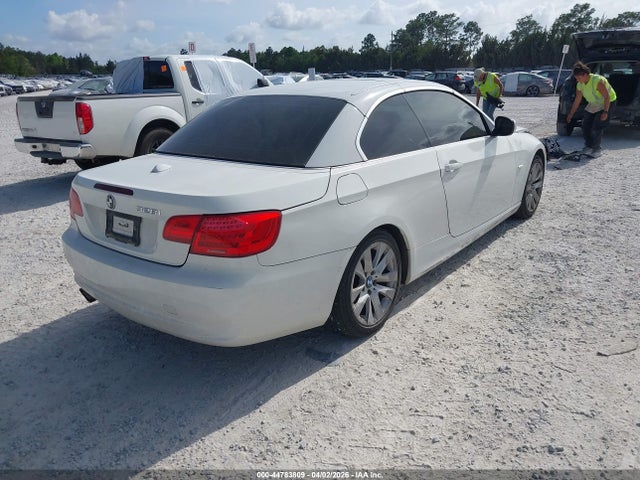 2011 Bmw 328i მანქანა იყიდება აუქციონზე, vin: WBADW3C58BE540787, აუქციონის ნომერი: 44783809