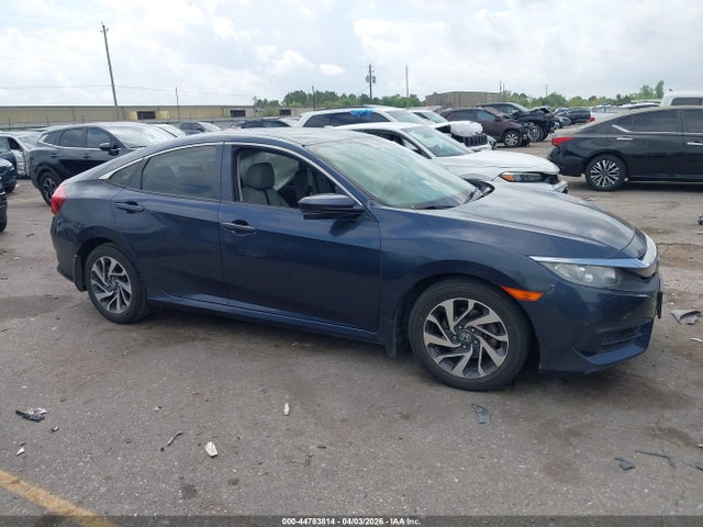 2017 Honda Civic Ex მანქანა იყიდება აუქციონზე, vin: 19XFC2F71HE053858, აუქციონის ნომერი: 44783814