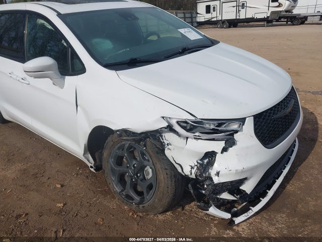 2022 Chrysler Pacifica Hybrid Limited მანქანა იყიდება აუქციონზე, vin: 2C4RC1S72NR173904, აუქციონის ნომერი: 44783827