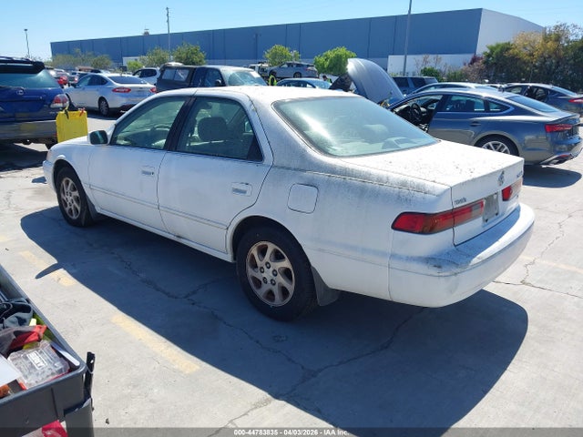 1999 TOYOTA CAMRY JT2BF28KXX0177182 Photo 2