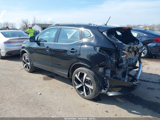 2022 NISSAN ROGUE SPORT JN1BJ1CW6NW486896 Photo 2