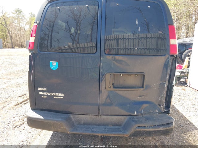 2008 Chevrolet Express Ls მანქანა იყიდება აუქციონზე, vin: 1GNFG154281210653, აუქციონის ნომერი: 44783849