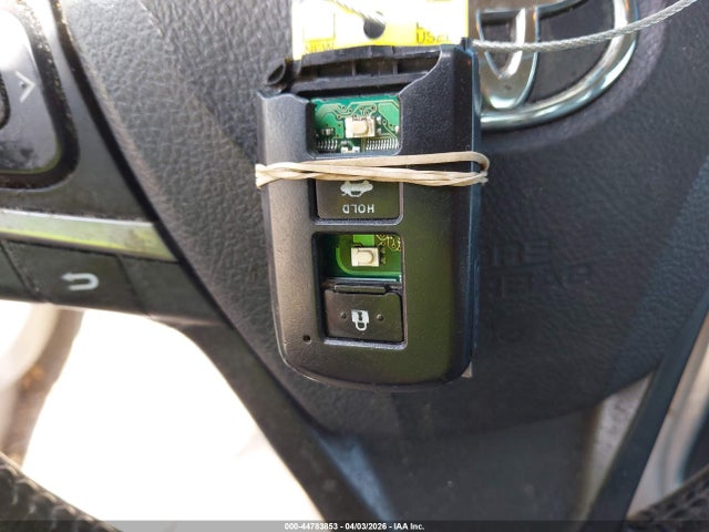 4T1BK1FK6FU028173 Toyota Camry Xle V6