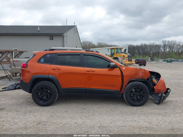 Продаж на аукціоні авто 2015 Jeep Cherokee Trailhawk, vin: 1C4PJMBS7FW746789, номер лоту: 44783881