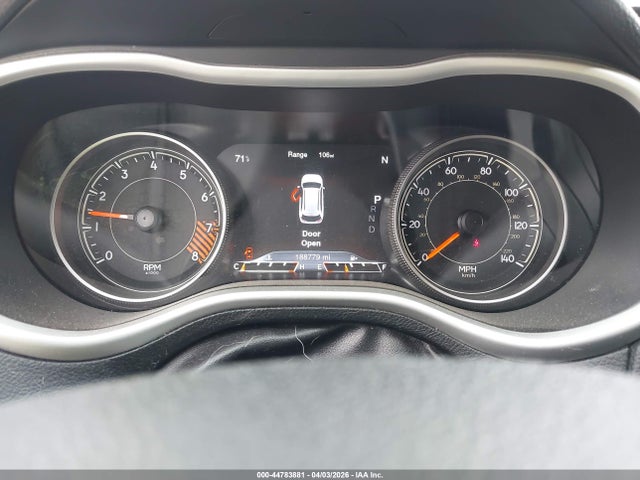 Продаж на аукціоні авто 2015 Jeep Cherokee Trailhawk, vin: 1C4PJMBS7FW746789, номер лоту: 44783881