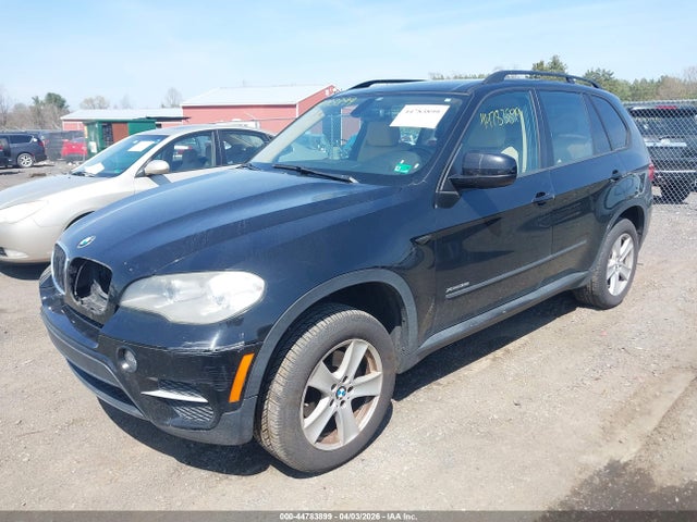 2013 BMW X5 5UXZV4C5XD0B24064 Photo 1