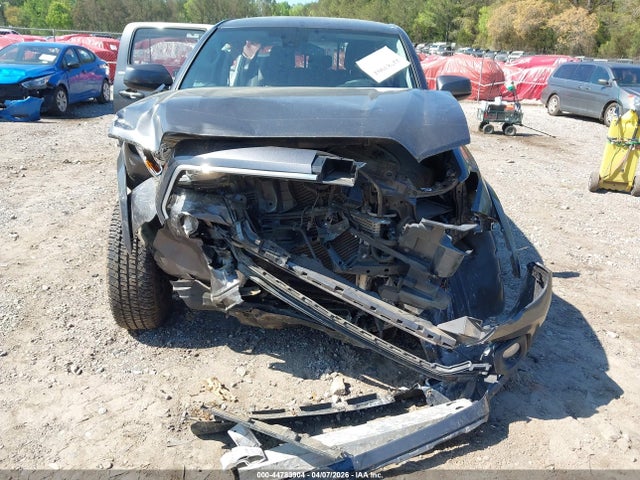 44783904 :رقم المزاد ، 3TMAZ5CN8LM115171 vin ، 2020 Toyota Tacoma Sr5 V6 مزاد بيع