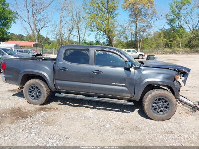 44783904 :رقم المزاد ، 3TMAZ5CN8LM115171 vin ، 2020 Toyota Tacoma Sr5 V6 مزاد بيع