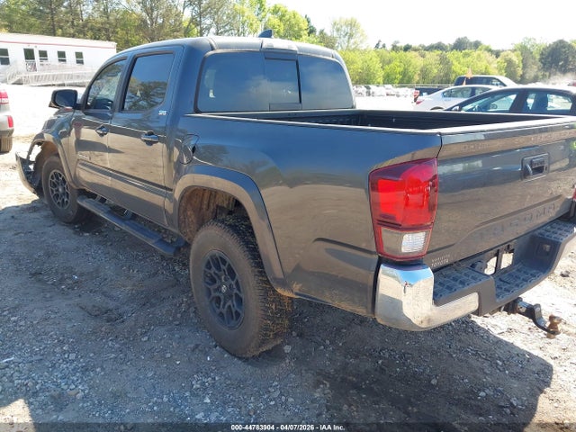 44783904 :رقم المزاد ، 3TMAZ5CN8LM115171 vin ، 2020 Toyota Tacoma Sr5 V6 مزاد بيع