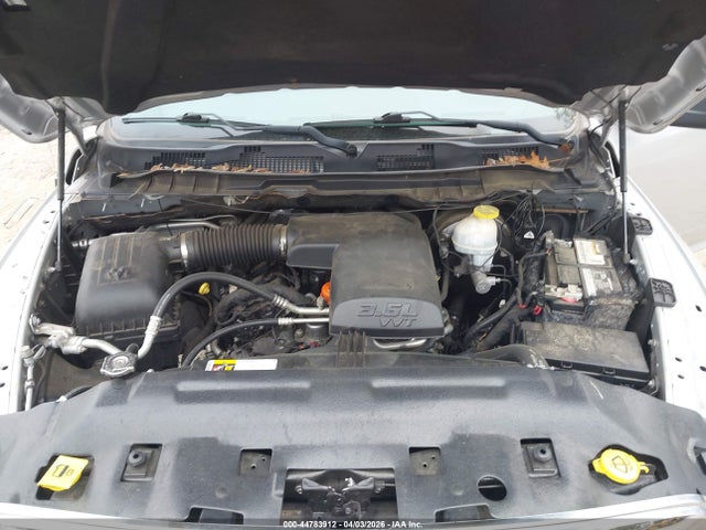 1C6RR6GG8JS303785 RAM 1500 Slt 4x2 6&#039;4 Box