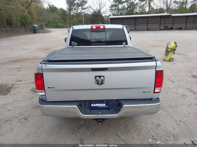 1C6RR6GG8JS303785 RAM 1500 Slt 4x2 6&#039;4 Box