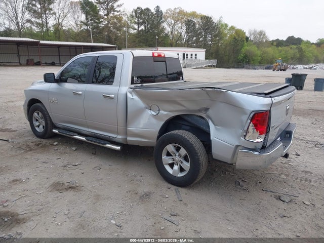 1C6RR6GG8JS303785 RAM 1500 Slt 4x2 6&#039;4 Box