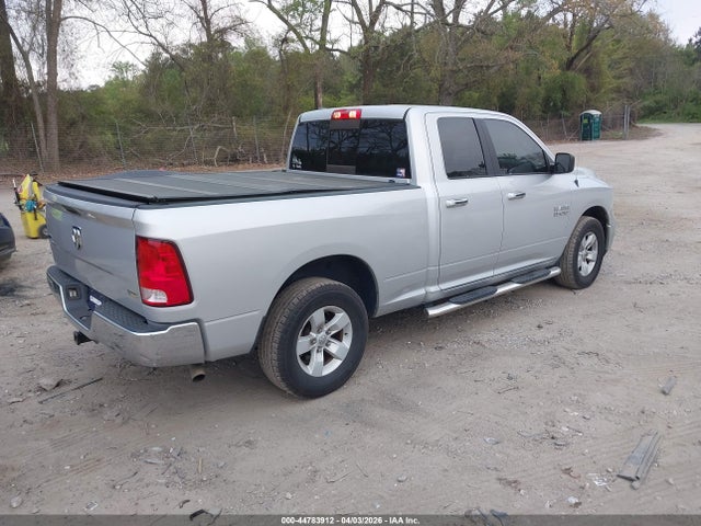 1C6RR6GG8JS303785 RAM 1500 Slt 4x2 6&#039;4 Box