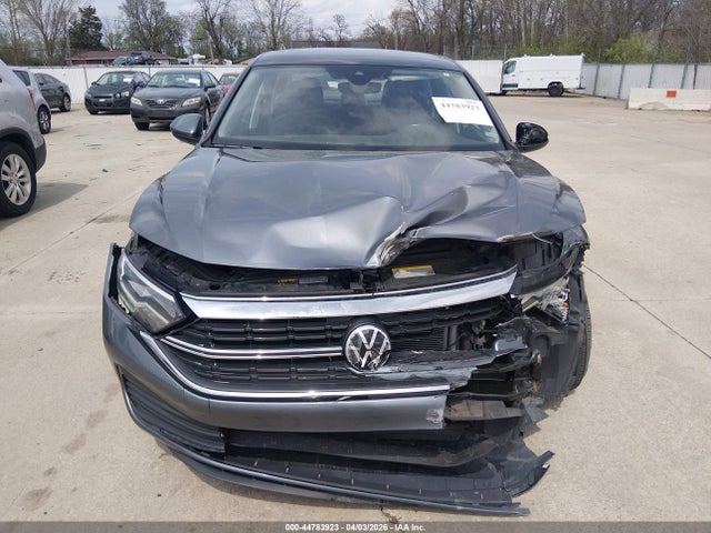 Продажа на аукционе авто 2024 Volkswagen Jetta 1.5t Se, vin: 3VW7M7BU3RM040169, номер лота: 44783923