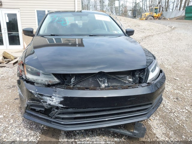 44783938 :رقم المزاد ، 3VWD17AJ4FM353486 vin ، 2015 Volkswagen Jetta 1.8t Se مزاد بيع