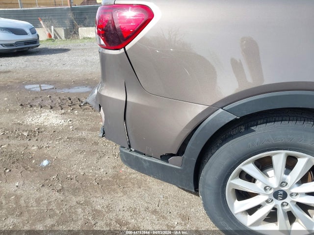 2019 Kia Sorento 2.4l Lx მანქანა იყიდება აუქციონზე, vin: 5XYPGDA38KG514590, აუქციონის ნომერი: 44783944