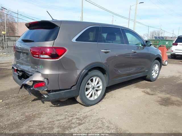 2019 Kia Sorento 2.4l Lx მანქანა იყიდება აუქციონზე, vin: 5XYPGDA38KG514590, აუქციონის ნომერი: 44783944