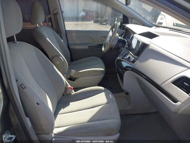 5TDZK3DC8ES467369 Toyota Sienna L V6 7 Passenger