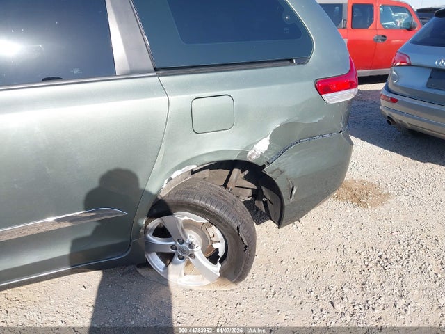 5TDZK3DC8ES467369 Toyota Sienna L V6 7 Passenger