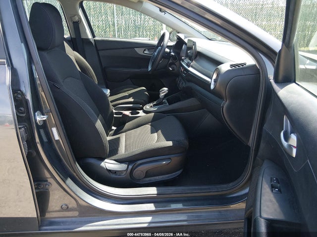 3KPF24AD2ME306515 KIA Forte Lxs