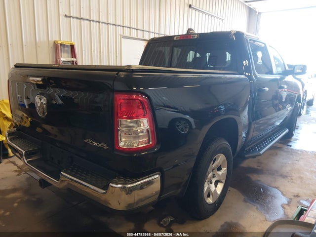 2019 RAM 1500 1C6RRFFG8KN818495 Photo 3