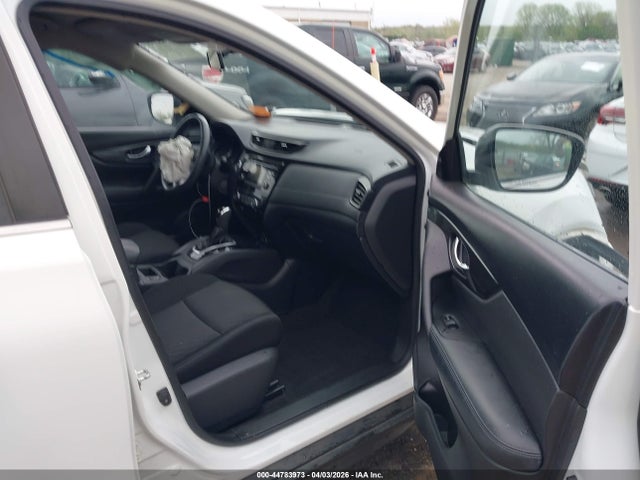 Продажа на аукционе авто 2017 Nissan Rogue Sv, vin: KNMAT2MT0HP616117, номер лота: 44783973