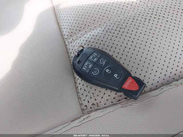 2012 Chrysler Town & Country Touring-l მანქანა იყიდება აუქციონზე, vin: 2C4RC1CG7CR244932, აუქციონის ნომერი: 44783977
