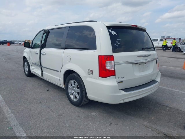 2012 Chrysler Town & Country Touring-l მანქანა იყიდება აუქციონზე, vin: 2C4RC1CG7CR244932, აუქციონის ნომერი: 44783977