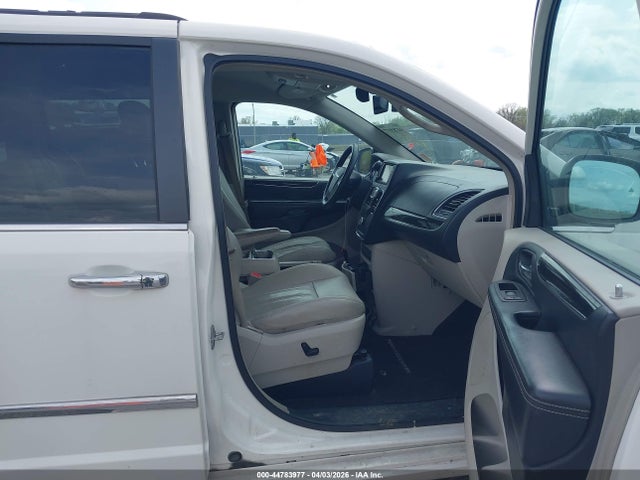 2012 Chrysler Town & Country Touring-l მანქანა იყიდება აუქციონზე, vin: 2C4RC1CG7CR244932, აუქციონის ნომერი: 44783977