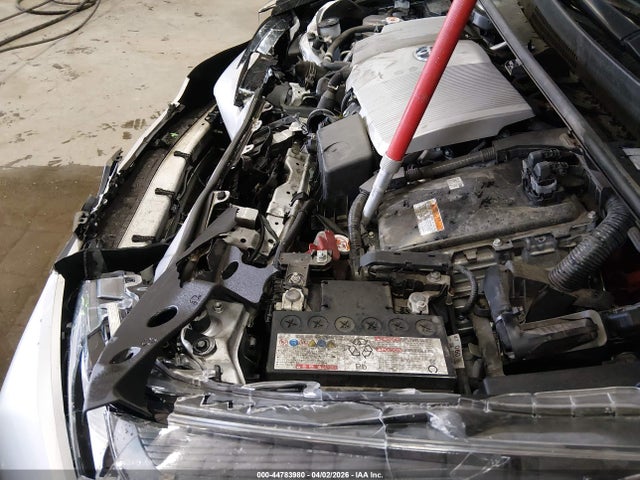 JTDL9MFU6N3037113 Toyota Prius Le Awd-e