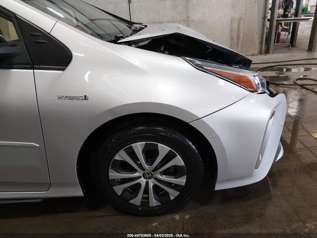 JTDL9MFU6N3037113 Toyota Prius Le Awd-e