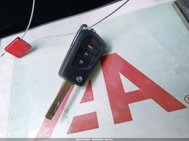 2022 Toyota Corolla Le მანქანა იყიდება აუქციონზე, vin: JTDEPMAE9N3008641, აუქციონის ნომერი: 44783981