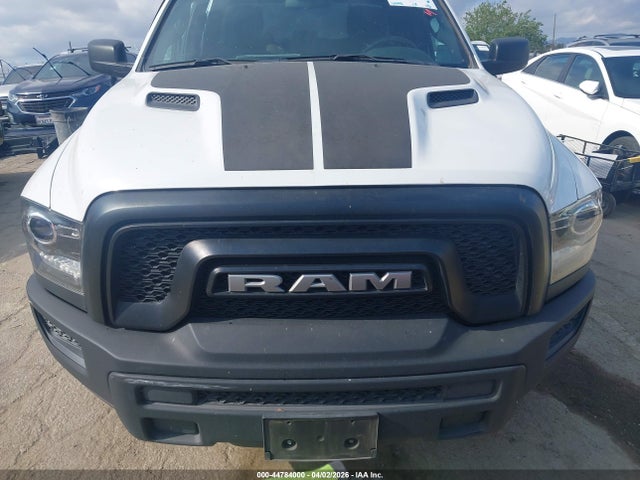 1C6RR7GG8MS547186 RAM 1500 Classic Warlock 4x4 6&#039;4 Box