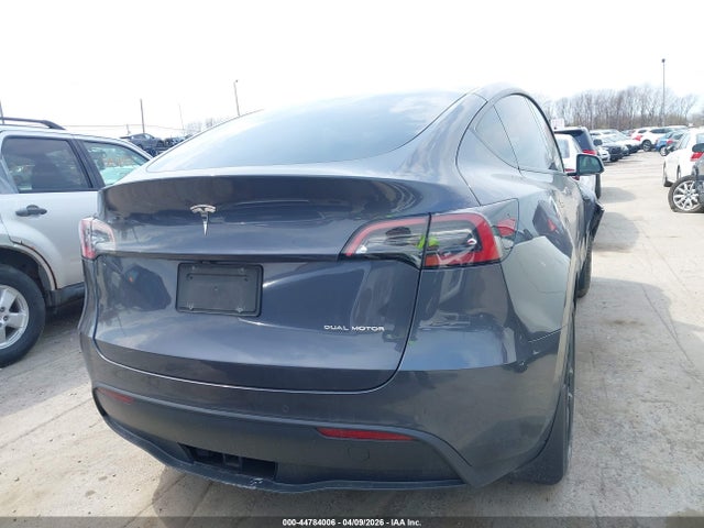 7SAYGDEE0NF426308 Tesla Model Y Long Range Dual Motor All-wheel Drive