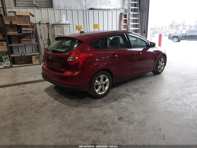 Ford FOCUS SE 2014 1FADP3K26EL373570 Image 4