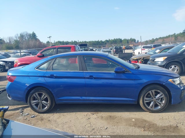 44784030 :رقم المزاد ، 3VWEM7BU3NM031375 vin ، 2022 Volkswagen Jetta 1.5t Se مزاد بيع