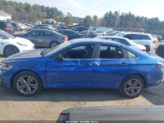 44784030 :رقم المزاد ، 3VWEM7BU3NM031375 vin ، 2022 Volkswagen Jetta 1.5t Se مزاد بيع