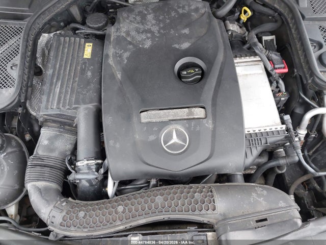 Продажа на аукционе авто 2015 Mercedes-benz C 300 Luxury 4matic, vin: 55SWF4KB4FU042274, номер лота: 44784036