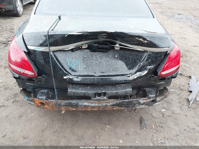 Продажа на аукционе авто 2015 Mercedes-benz C 300 Luxury 4matic, vin: 55SWF4KB4FU042274, номер лота: 44784036