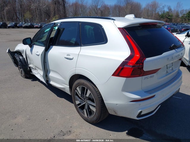 2026 Volvo Xc60 B5 Plus მანქანა იყიდება აუქციონზე, vin: YV4M12RC8T1287784, აუქციონის ნომერი: 44784037