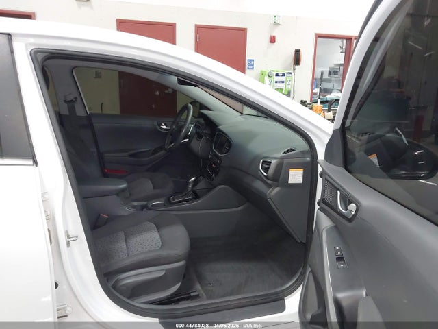Продажа на аукционе авто 2018 Hyundai Ioniq Hybrid Sel, vin: KMHC75LC7JU065994, номер лота: 44784038