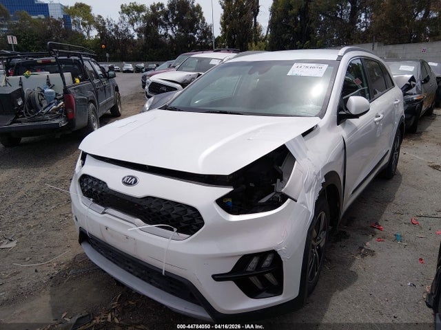 KIA Niro Lxs 2020 KNDCB3LC1L5451296 Image 2