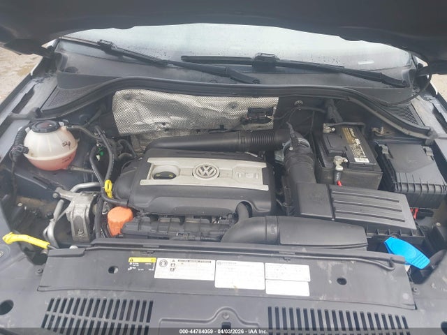 Продаж на аукціоні авто 2018 Volkswagen Tiguan Limited 2.0t, vin: WVGBV7AXXJK003732, номер лоту: 44784059