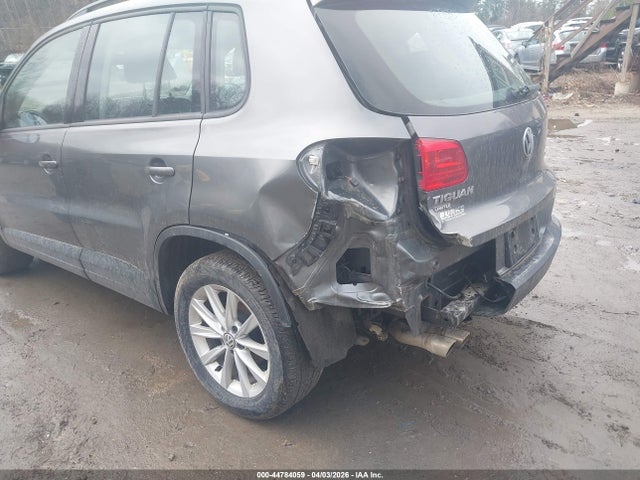 Продаж на аукціоні авто 2018 Volkswagen Tiguan Limited 2.0t, vin: WVGBV7AXXJK003732, номер лоту: 44784059