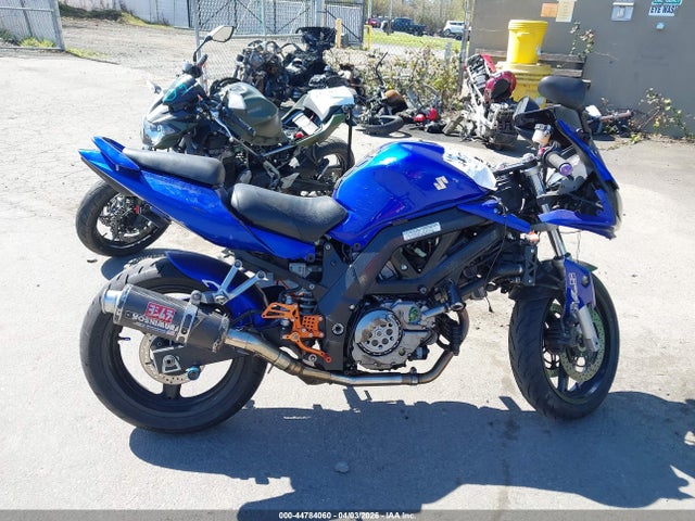 44784060 :رقم المزاد ، JS1VP53A952100137 vin ، 2005 Suzuki Sv650 مزاد بيع