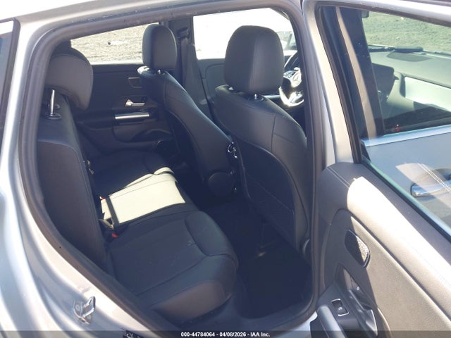 44784064 :رقم المزاد ، W1N4N4HB5SJ676370 vin ، 2025 Mercedes-benz Gla 250 4matic مزاد بيع