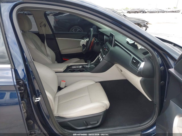 Продажа на аукционе авто 2019 Genesis G70 2.0t Advanced, vin: KMTG64LAXKU020441, номер лота: 44784086